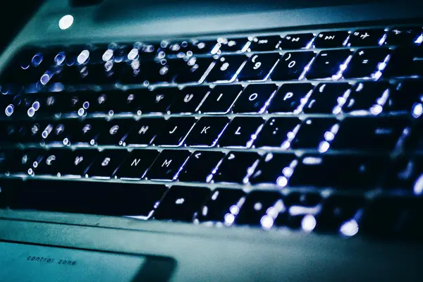 抖音如何推广精准流量(解析新人如何进行抖音巨量推广)