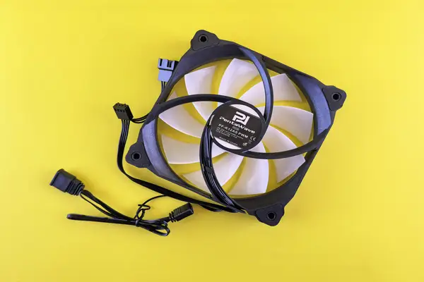 快手里卖奶粉是真的吗吗,抖音上卖奶粉是真是假