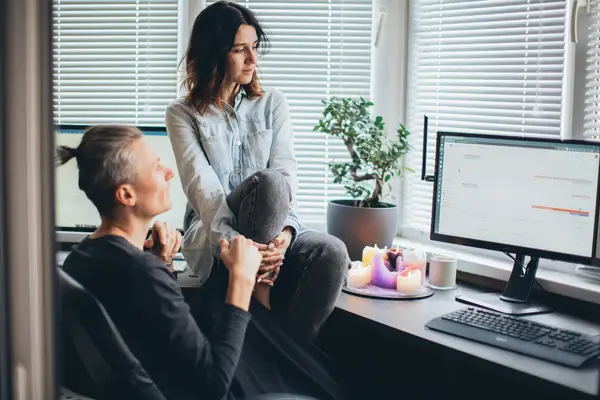 抖音播放量100多正常吗?常见问题有哪些?