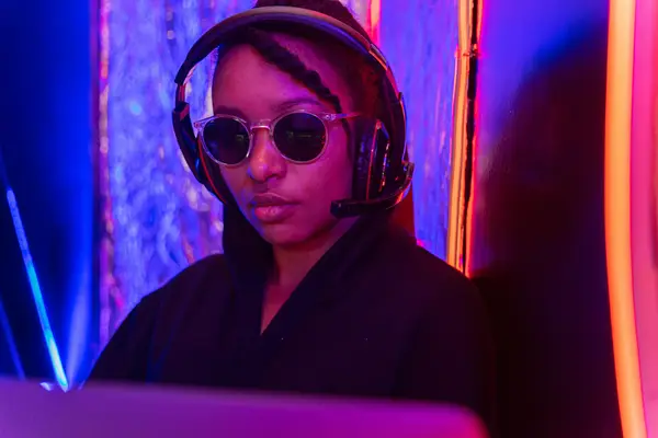 抖音和小红书也开始互相模拟！