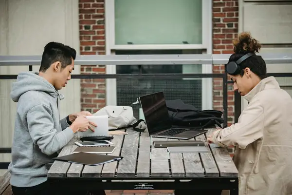 抖音短视频多少点赞能有收入（讲讲抖音如何获得更多点赞）