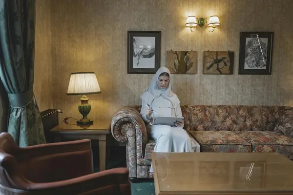 抖音刷礼物记录怎么查?直播收入怎么算?