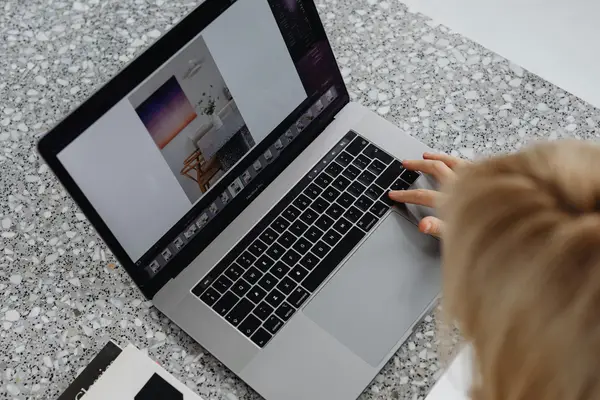 影响快手极速版吗,快手极速版一天能赚多少