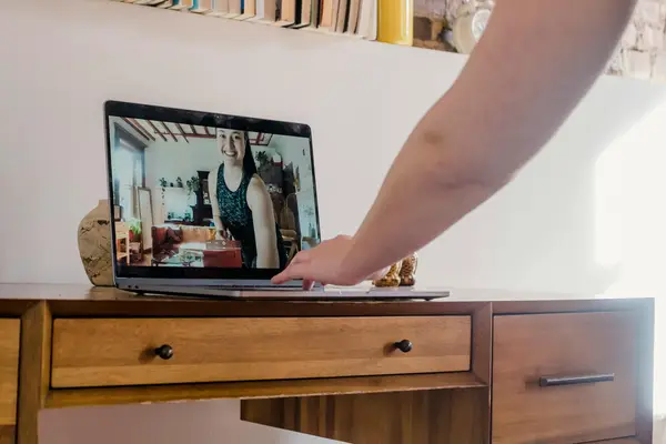 抖音上抽奖送手机是真的吗?都有哪些抽奖活动?