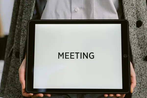 抖音旗舰店和淘宝旗舰店是一样的吗?