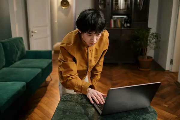 快手客服聊天发图片犯法吗,快手客服图片