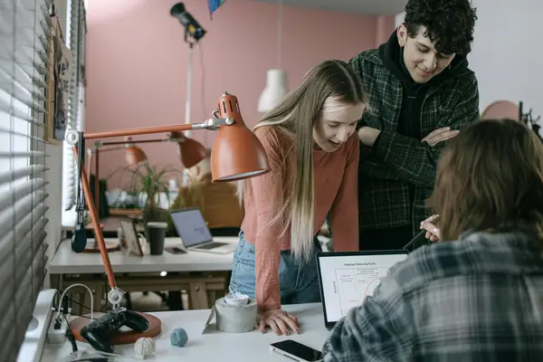 抖音抖加DOU+开发票不?dou+订单管理和投放规则有哪些?