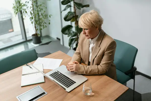 抖音点赞增长暴涨的四点技巧