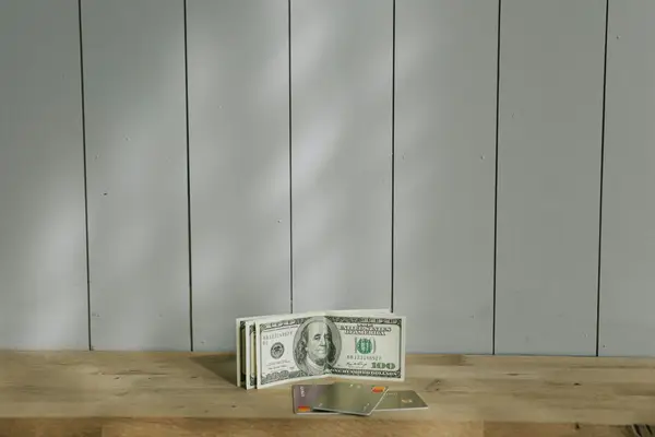 抖音头像蓝色勾是什么意思?