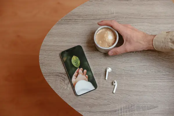 说图片打开快手违法吗,快手违法行为是什么