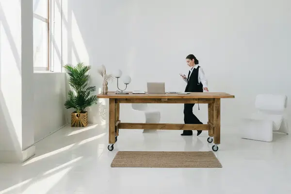 快手买的粉丝是真的吗，快手粉丝1万一个月多少钱