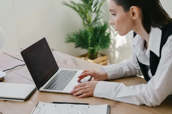 @在抖音里是什么意思?