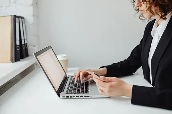 快手那些创业讲师能信吗，为什么快手那么多教创业的