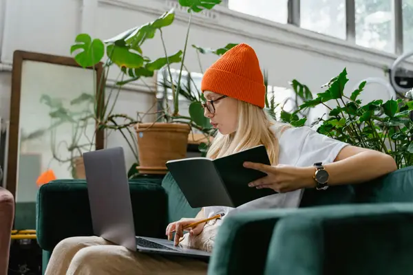 抖音极速版和火山版哪个赚钱？抖音极速版和火山版区别在哪里？