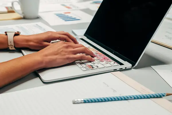 快手拍视频有什么收益吗，快手1万粉丝发视频有钱吗