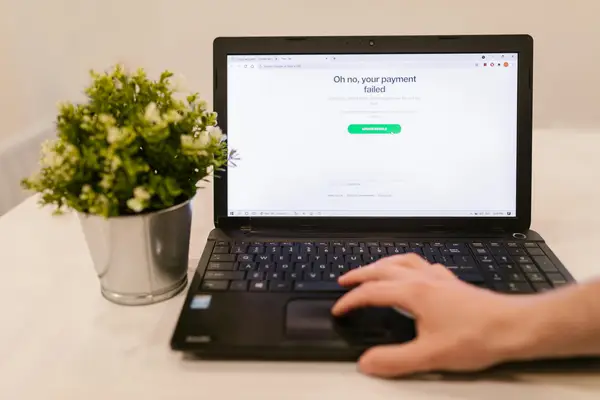 抖音直播间收到的礼物能刷给别人？