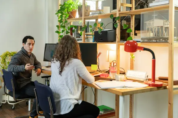 抖音直播带货货源从哪里来?如何带货?