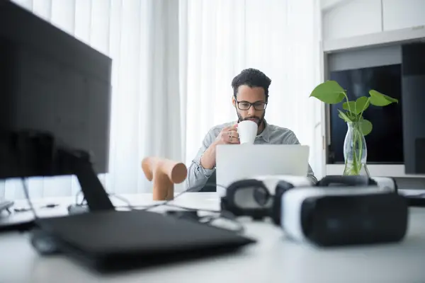 推广快手极速app容易吗,快手自动挂机一天50软件