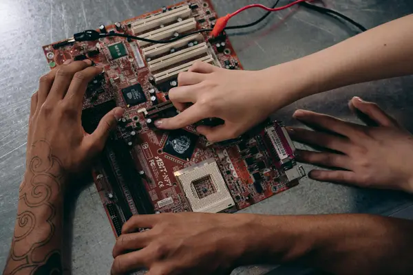 快手神话是真的吗,快手推荐人是真的吗