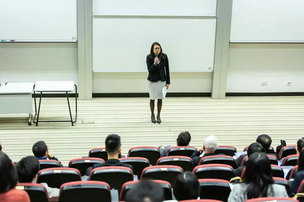 快手如何在直播中提现，快手直播怎么提现钱步骤