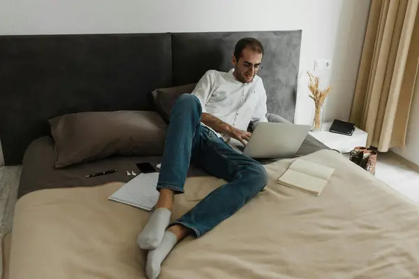tiktok怎么找话题 掌握tiktok话题搜寻技巧